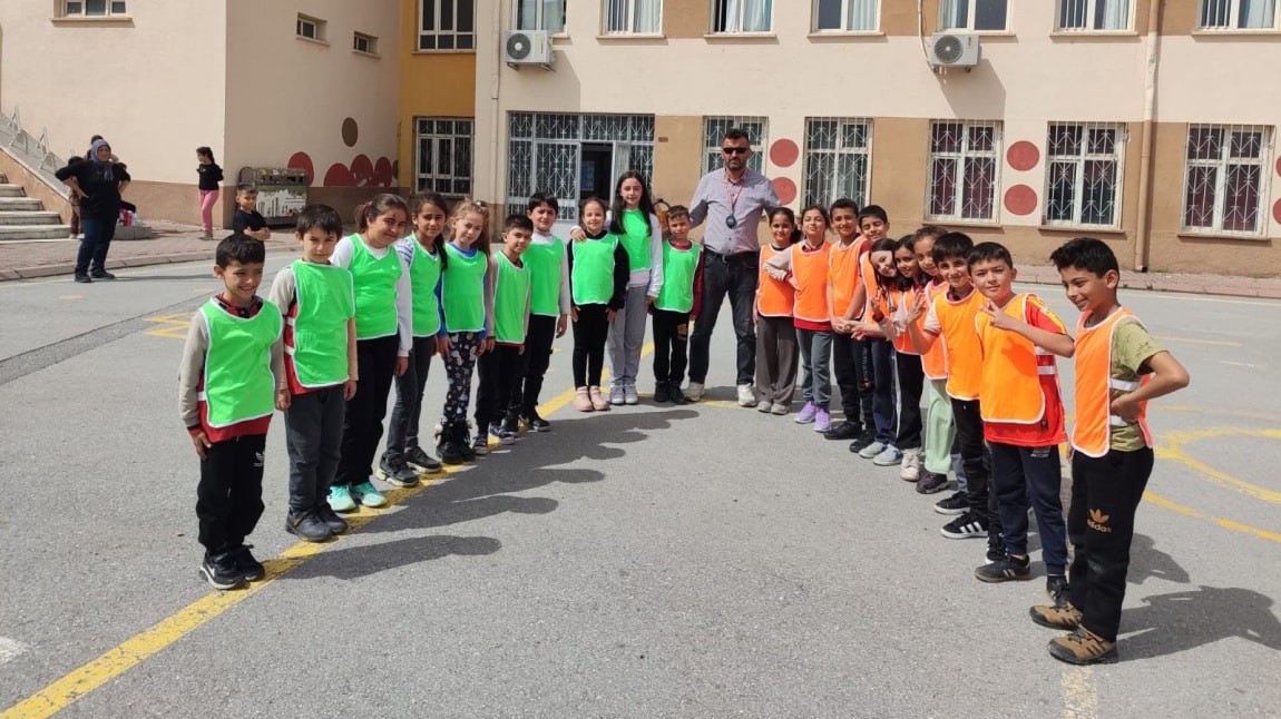 GELENEKSEL ÇOCUK OYUNLARI ŞENLİĞİMİZ